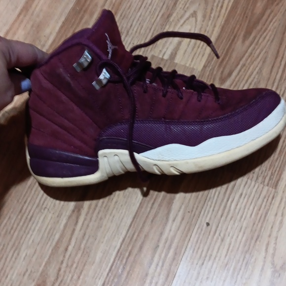 Shoes - Picture 2 of 3